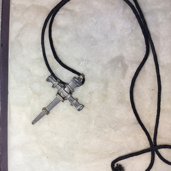 Cross of Nails Pewter Pendant - Picture 5 of 9